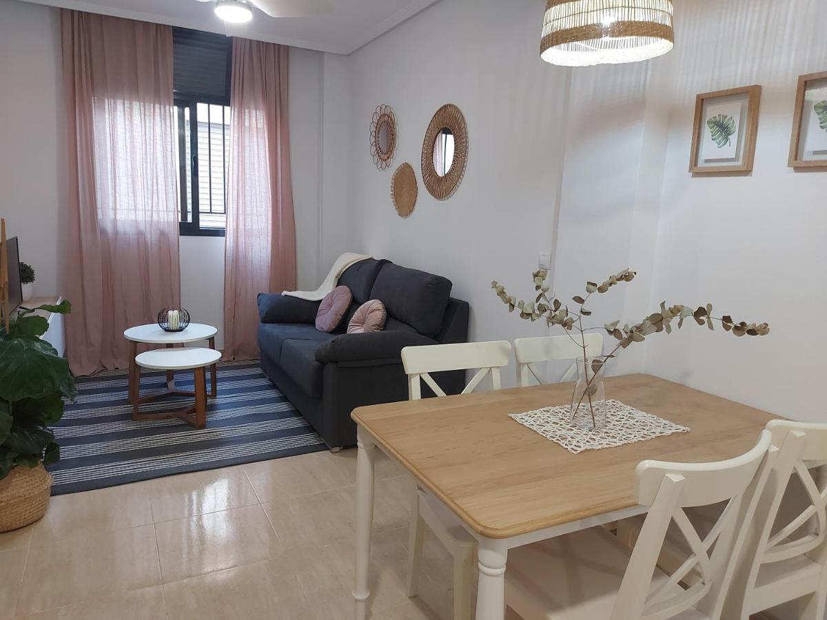 Apartamento En Residencial Con Piscina El Campello Luaran gambar