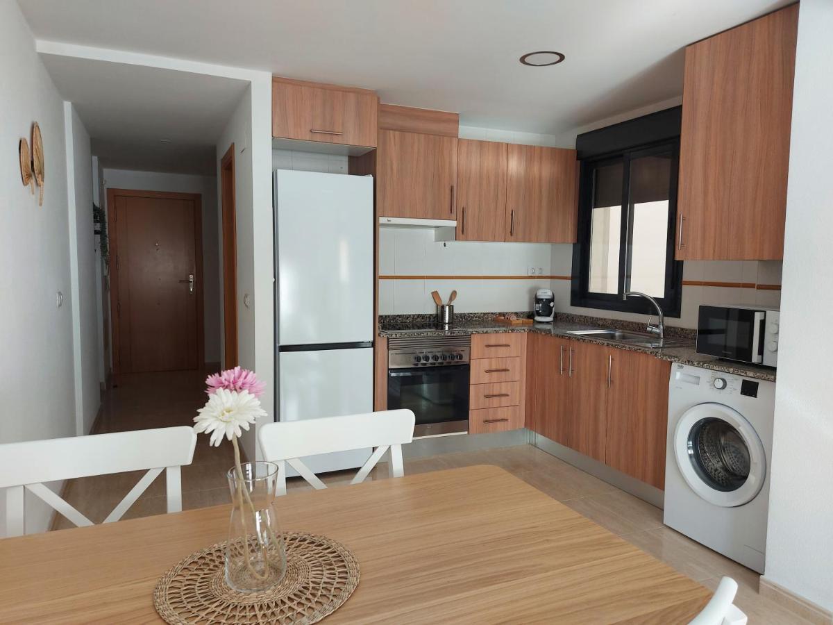 Apartamento En Residencial Con Piscina El Campello Luaran gambar